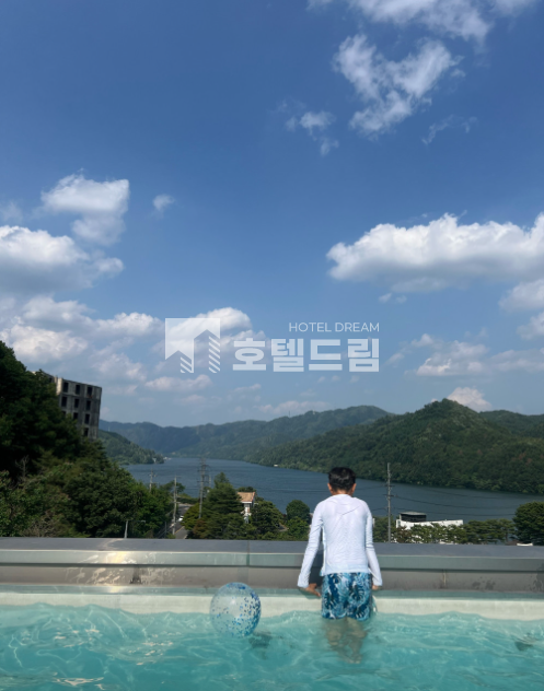 경기 가평군 가평읍 복장리 커플+가족 가평풀빌라펜션매매 매매 매물번호 12044 사진 1