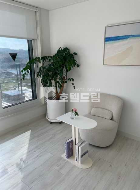 경북 경주시 하동 탁트인 호수 전망 멋진 경주 풀빌라 매매 매매 매물번호 12058 사진 1